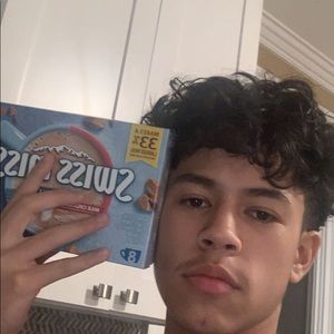 Meet your Posher, Erick